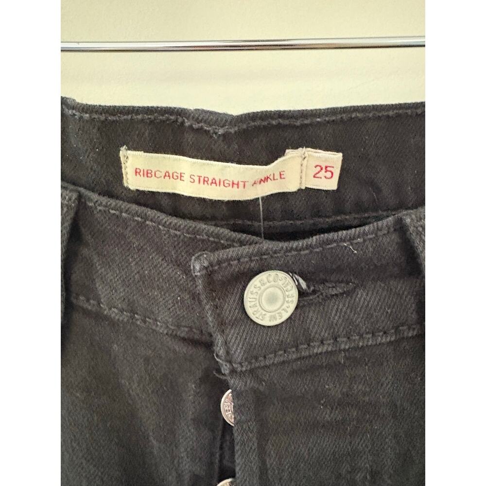 Levi's Ribcage Straight Ankle Jeans Size 25 - Picture 3 of 4